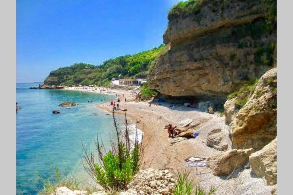Villetta Giardino Degli Ulivi 奥托纳 外观 照片